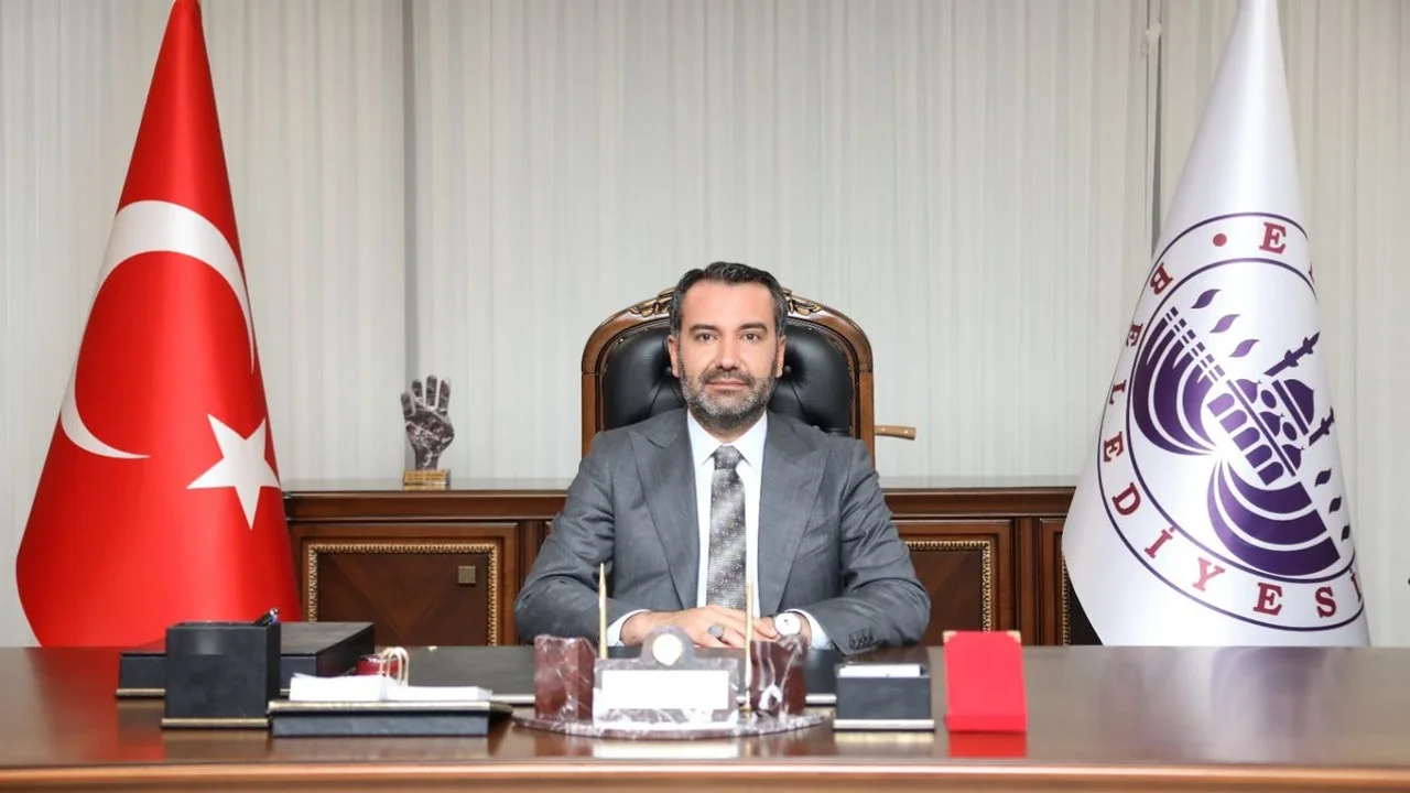 Elazığ Belediye Başkanı Şahin Şerifoğulları Türkiye’nin En Başarılı İkinci Başkanı Oldu
