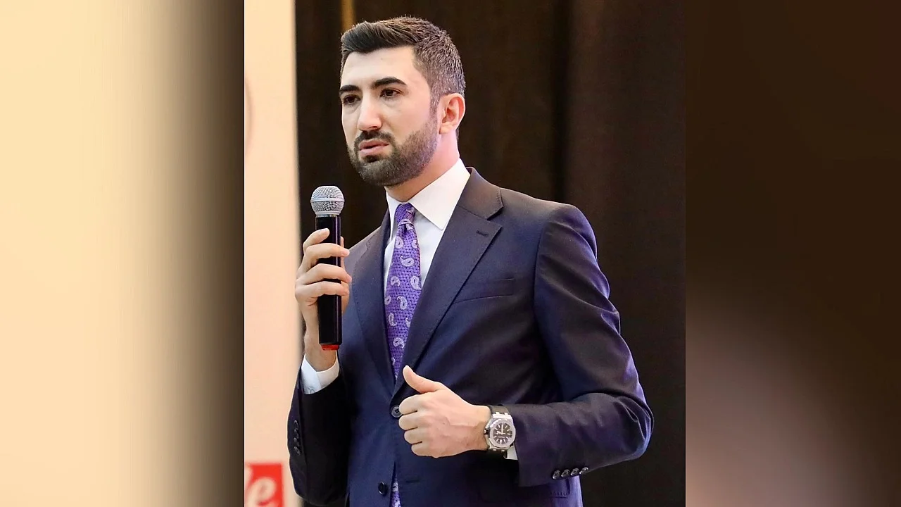 Hasan Murat Öz, Ak Parti Genel Merkezdeki Görevini Sürdürdü