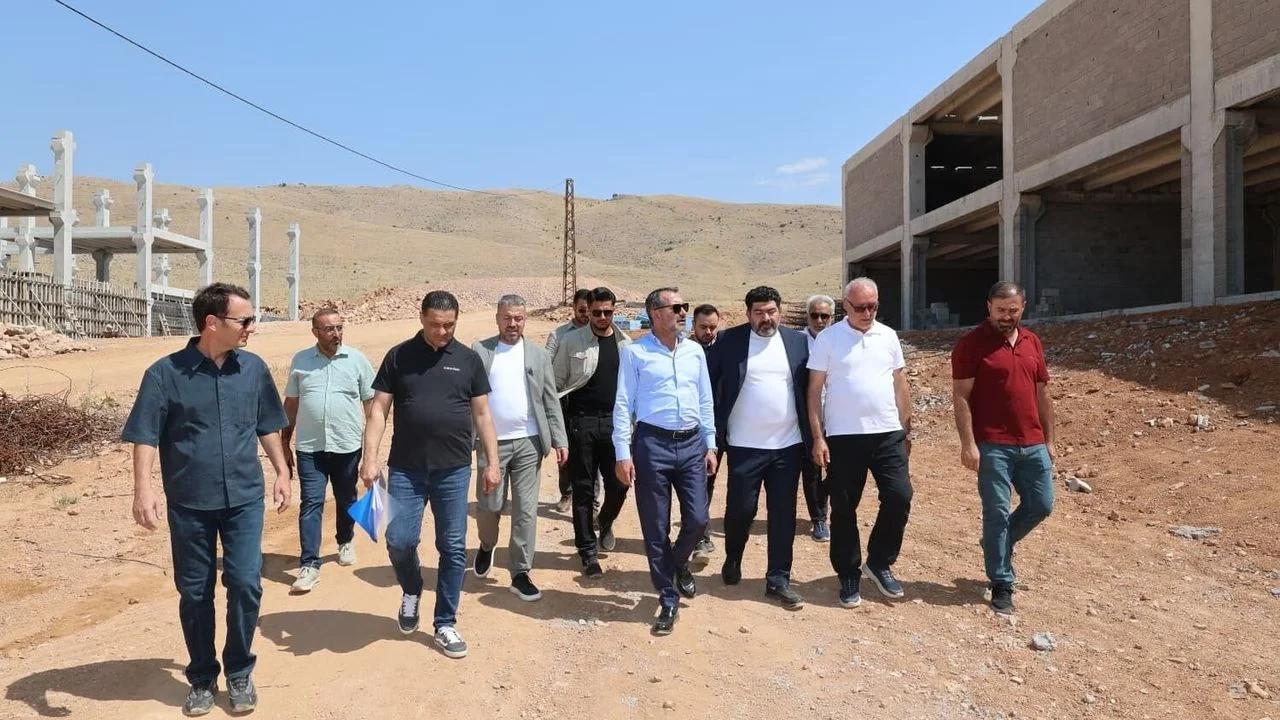 Elazığ’da Mobilyacılar Sitesi İçin Geri Sayım: İnşaatta İncelemeler Sürüyor